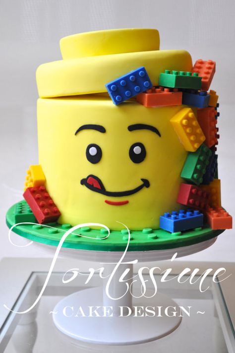 Lego Man Head Cake with Solid Chocolate Lego Blocks  this is so fabulous it brings a smile to everyone's face Lego Torte, Lego Head Cake, Chocolate Lego, Lego Birthday Cake, Lego Head, Lego Cake, Lego Birthday Party, Lego Man, Lego Blocks