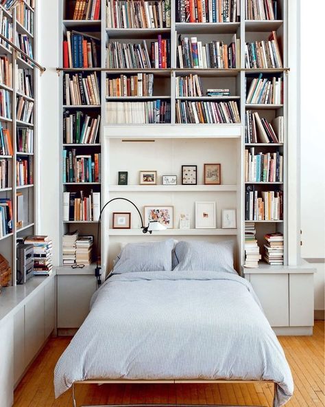 Bookshelf Above Bed, Bookshelves Ideas For Bedroom, Bookshelf Bedroom, Bedroom Bookcase, Beautiful Bed Designs, Bookshelves In Bedroom, Bed Design Modern, Above Bed Decor, Above Bed