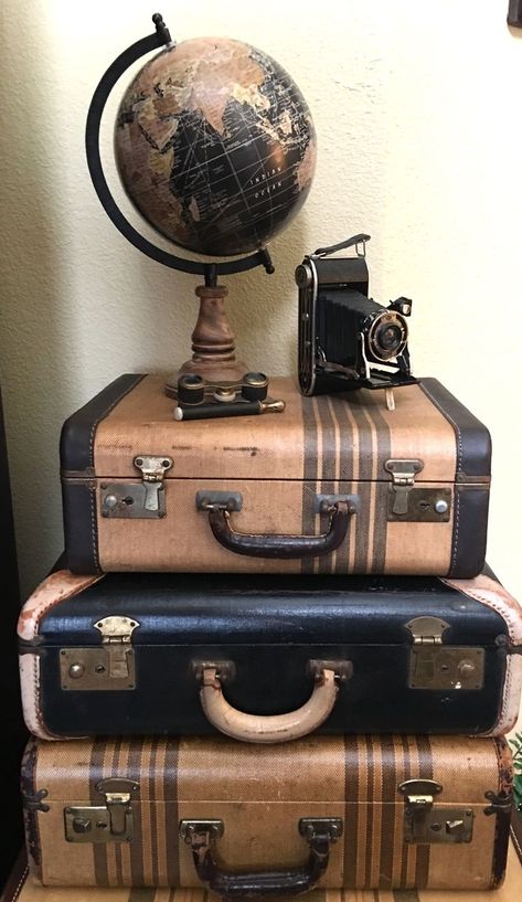 Vintage suitcases from 1940’s and 1950’s with vintage camera, opera glasses and pretty black globe add to my fall decor Vintage Industrial Furniture, Vintage Suitcase Decor, Travel Room Decor, Suitcase Decor, Travel Room, Diy Organizer, Opera Glasses, Old Suitcases, Vintage Suitcases