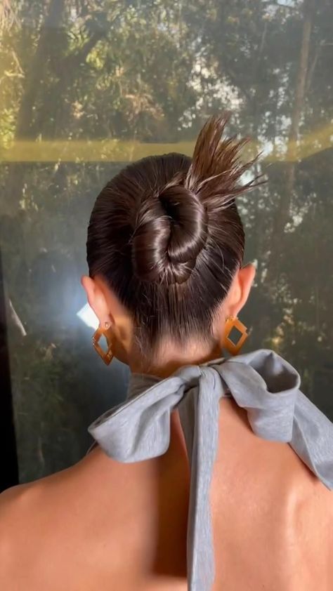 Spiky Bun Hairstyle, Spiky Bun, Sleek Bun Hairstyles, Formal Hairstyles For Short Hair, Formal Hairstyles For Long Hair, Guest Hair, Hair Bun Tutorial, Easy Hair Updos, Wedding Guest Hairstyles