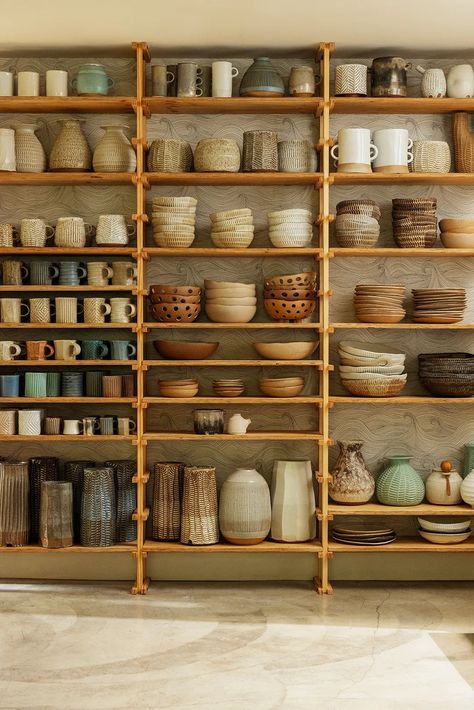 Take a Tour of Ceramicist Beth Katz's Serene Los Angeles Home | domino Pottery Display, Living Room And Kitchen Design, Ceramic Store, Daybed Design, Organized Lifestyle, Pottery Store, Art Studio Design, Stucco Homes, Stuck Up