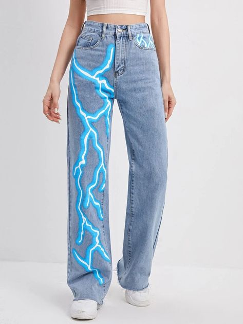 Lightning Jeans, Custom Jeans Diy, Denim Diy Clothes, Diy Denim Jacket, Painted Jacket, Denim Jeans Fashion, Denim Inspiration, Print Jeans, Hijabi Outfits Casual