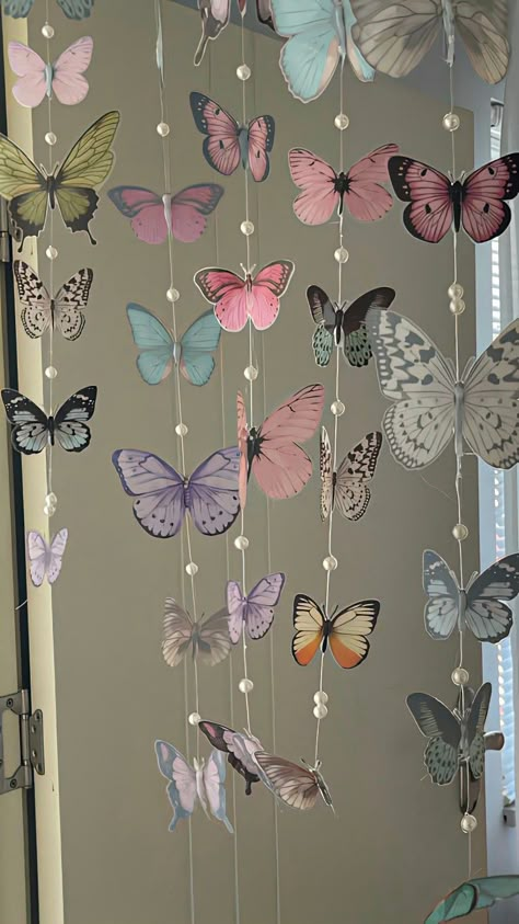 Butterflies Wallpaper, Butterfly Aesthetic, Butterfly Room, Easy Room Decor, Easy Diy Room Decor, Butterfly Background, Cute Diy Room Decor, Cute Bedroom Decor, Diy Crafts Room Decor