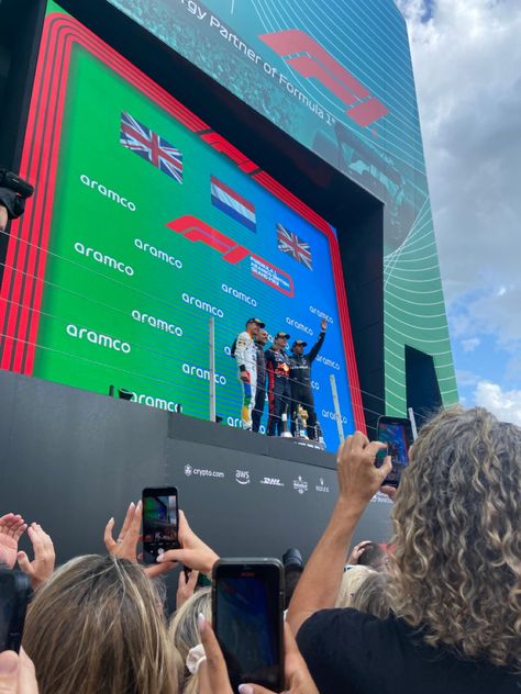 Silverstone F1 Outfits, Silverstone F1 Aesthetic, Silverstone 2024, Formula 1 Silverstone, F1 Silverstone, Silverstone F1, Lewis Hamilton Wins, 2025 Ideas, F1 Wag