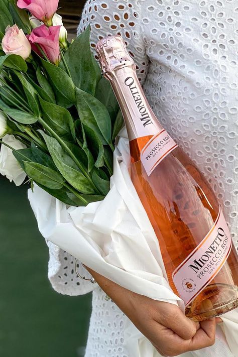 Champagne Photos, Flowers And Wine, Wine And Flowers, Mionetto Prosecco, Wine Marketing, Wine Pics, Wine Bistro, Valentines Day Wine, Spring Wine