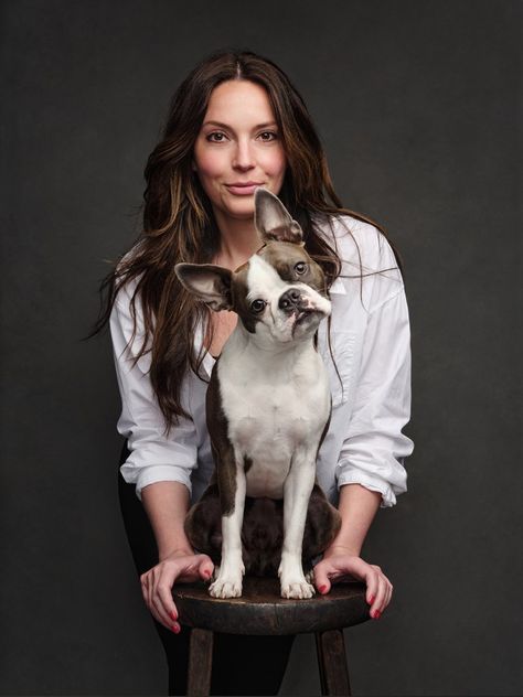 Portraits with Dogs — Jane Thomson Photography Dog Owner Photography, Portraits With Dogs, Dog Owner Photoshoot, Family Dog Photos, Pet Photography Poses, Dog Photoshoot Pet Photography, Shooting Pose, Dog Family Portraits, Dog Portrait Photography