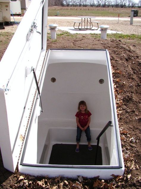 Refuge storm shelter Above Ground Tornado Shelter, Tornado Room, Above Ground Storm Shelters, Underground Storm Shelters, Tornado Safe Room, Storm Cellar, Tornado Shelter, Rain Shelter, Underground Shelter