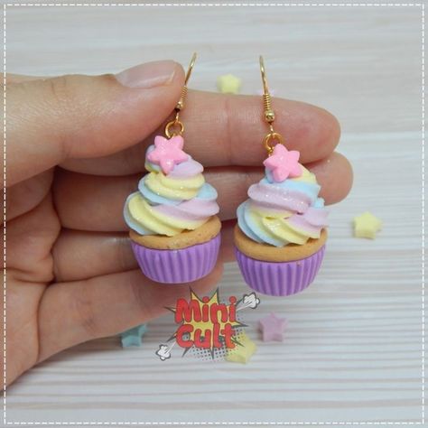 Cercei Din Lut Polimeric, Crea Fimo, Pastel Jewelry, Handmade Clay Jewelry, Polymer Clay Diy, Polymer Clay Jewelry Diy, Cute Polymer Clay, Clay Food, Food Jewelry