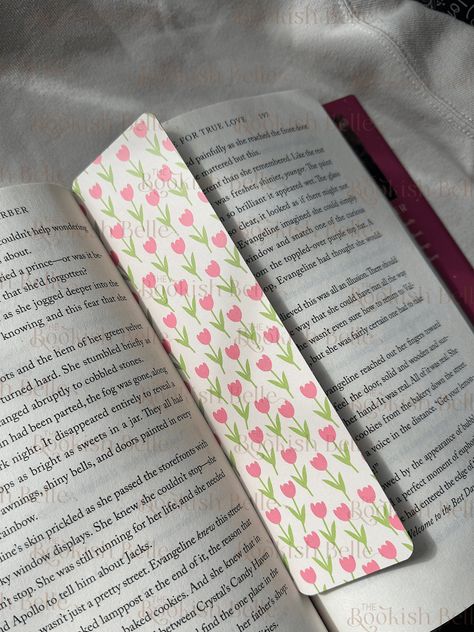 The perfect floral bookmark to match your bookworm sweatshirt and tote!  ✨2x8 dimensions  ✨ Made from thick, durable material ✨Soft matte finish Sold separately or in a group of 4 with the other floral bookmarks for a discounted price! Crafty Bookmarks, Cute Bookmarks Handmade, Easy Bookmark Ideas, Cute Bookmark Ideas, Tulip Bookmark, Books Marks, Matching Bookmarks, Bookworm Sweatshirt, Floral Bookmarks