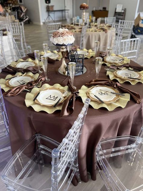 Brown Theme Party Table Decor, Brown Birthday Party Theme, Brown Party Table Decor, Brown Party Theme Aesthetic, Black And Brown Party Theme, Brown Cream And Gold Party Decor, Brown And Gold Table Decor, Brown 18th Birthday Party, Brown Event Decor