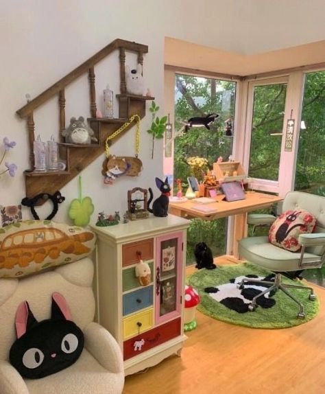 Bedroom Ideas Cluttercore, Maximalist Decor Items, Ghibli Apartment Aesthetic, Maximizing Small Spaces Bedroom, Bright Aesthetic Bedroom, Tamakid Room, Ghibli Furniture, Ghiblicore Bedroom, Studio Ghibli Living Room