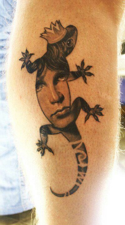 Jim Morrison tattoo Lizard King Tattoo, Genius Tattoo, Art Vandelay, Wolf Tattoo Ideas, Sick Tattoos, Lizard Tattoo, King Tattoo, Vegas Tattoo, Saved Tattoo