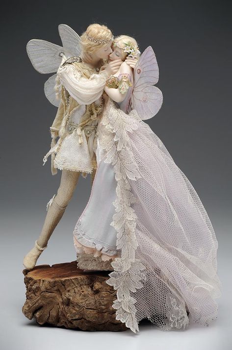 Fairy Art, Fairy Art Dolls, Fantasy Art Dolls, Fairy Figurines, The Kiss, Pretty Dolls, Ball Jointed Dolls, Cute Dolls, Red Hot