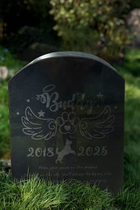 Custom Black Granite Tombstone Memorial For Dog With Curved Freestanding Design In Backyard Garden Tombstone, How To Look Classy, Personal Message, Loved Ones, First Love, How To Plan, Design