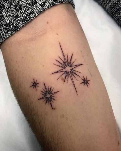 Morning Star Tattoo, North Star Tattoos, Star Tattoo Meaning, Small Star Tattoos, Star Tattoo Designs, Tattoo Zeichnungen, Tattoo Prices, Star Tattoo, Tattoo Design Book