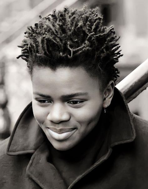 Tracey Chapman, Black Men Casual Style, Real Black Magic, Tracy Chapman, Blue Cafe, Angry Women, Pen Art Work, Very Important Person, Avengers Art