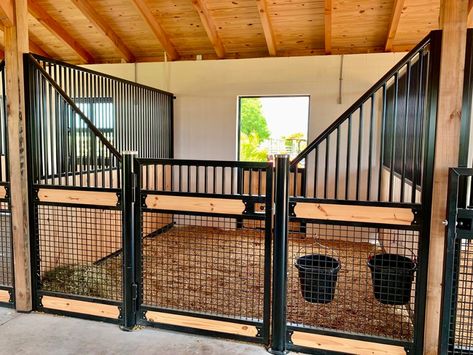 Goat Stalls In Barn, Horse Stall Fronts, Horses Stables, Horse Farm Layout, Luxury Horse Barns, Barn Organization, Horse Stables Design, Dream Barn Stables, Stable Yard