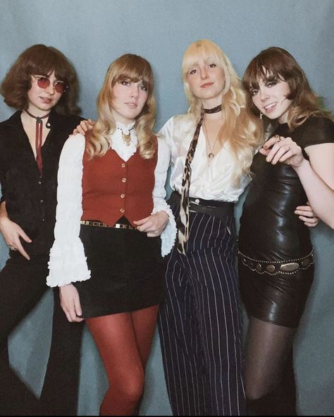 Glam Rock Outfits, 60s Outfits, Fashion 60s, 70s Inspired Outfits, Rock Star Outfit, Outfits 70s, 60s 70s Fashion, 70s Inspired Fashion, Quoi Porter