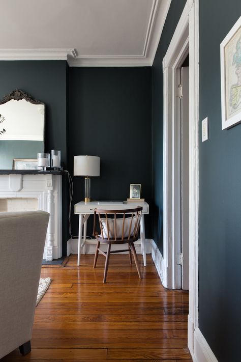 Green Benjamin Moore, Benjamin Moore Bedroom, Ideas For Furniture, Dark Paint Colors, Bedroom Contemporary, Room Green, Dark Furniture, Paint Colors Benjamin Moore, Benjamin Moore Paint