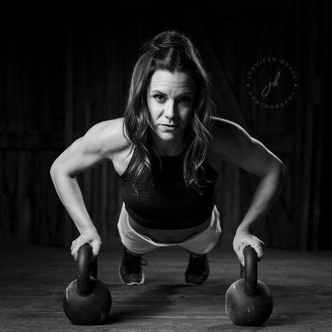 Face-to-face with a personal trainer doing pushups on kettle bells. #jenniferbrakephotography #southbendphotographer #personaltraining #fitness #grit #kfit #fitnessphotography #personalbranding #girlpower Women Fitness Photography, Fitness Portrait, Kettle Bells, Fitness Branding, Gym Photoshoot, Gym Photos, Fitness Photoshoot, Fitness Photos, Life Fitness