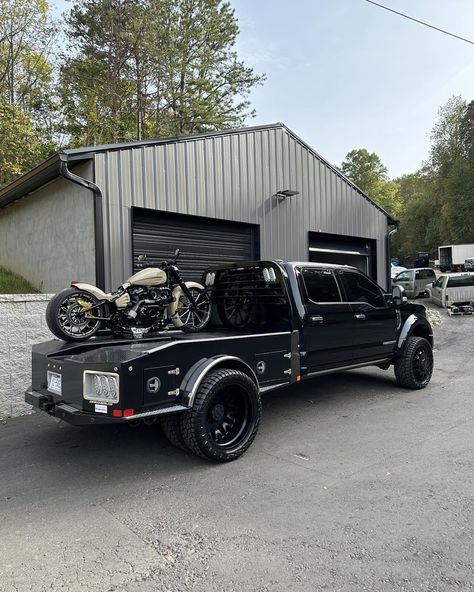 Ford F-450 rolled in to get completely re-done! Wheels-JTX Forged flat bed -CM Truck Beds lift kit - ICON Vehicle Dynamics . . if you have any questions about pricing or install on any of these give us a call (828)-505-8195 or visit our website www.tamelessperformance.com (http://www.tamelessperformance.com/) Welding Beds, Bed Lifts, Custom Truck Beds, Work Trucks, Truck Beds, Custom Truck, Built Truck, Flat Bed, Future Goals