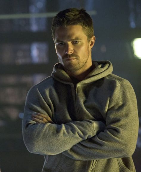 Image Steven Amell, Oliver Queen Arrow, John Diggle, Arrow Tv Series, Stephen Amell Arrow, Arrow (tv Show), Oliver And Felicity, Arrow Oliver, Arrow Tv