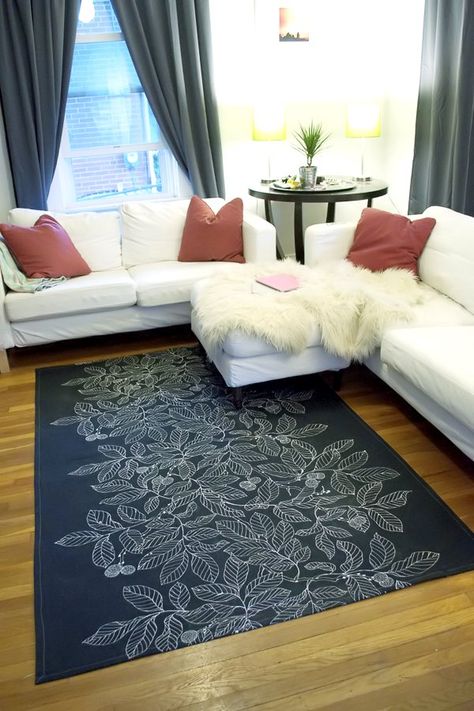 DIY Dropcloth Rug  -  Free DIY Sewing Patterns, Easy Ideas and Tutorials for Curtains, Upholstery, Napkins, Pillows and Decor http://diyjoy.com/sewing-projects-for-the-home Easy Beginner Sewing Projects, Drop Cloth Rug, Beginner Sewing Projects, Bold Bohemian, Diy Shower Curtain, Beautiful Flooring, Bohemian Rugs, Young House Love, Dorm Living