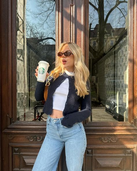 spring = coffe & walks🌸 Uni Outfits Australia, Australia Outfit, Outfits Australia, Pinterest Clothes, Outfit Uni, Camp Outfits, University Outfits, Chica Chola, Uni Outfit