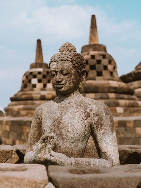 Borobudur Art, Borobudur Temple, Sejarah Kuno, South Pacific Islands, Temple Art, Blue Mosque, Buddha Image, Destination Voyage, Ancient Temples