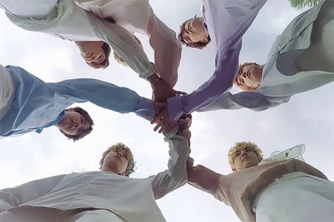 Bts Bangtan Boys GIF - Bts Bangtan Boys Bangtan Sonyeondan - Discover & Share GIFs Hd Gif, Bts Season Greeting, Bts Cute, V Bts Wallpaper, Bts Gif, Bts Group, About Bts, Bts Edits, Bts Concert