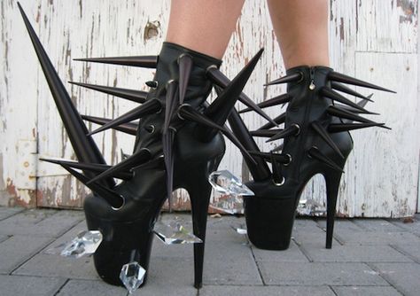 Crazy High Heels, Strange Shoes, Crazy Heels, Weird Shoes, Funny Shoes, Crystal Spikes, Ugly Shoes, Funky Shoes, Spike Heels