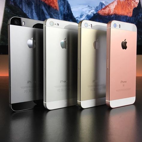 Iphone 5se, Tim Cook, Cute Night Lights, Iphone Obsession, Iphone Pictures, Gold Aesthetic, Gaming Room Setup, Galaxy Phone Wallpaper, Cute Phone Cases