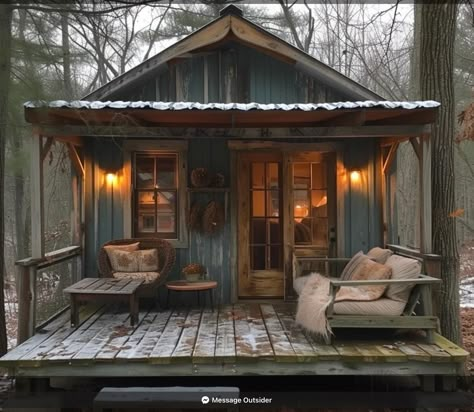 One Room Cabin, Rustic Shed, Silo House, Woodland House, Log Cabin Rustic, Small Log Cabin, Small Cottage Homes, Cabin Inspiration, Small Sheds