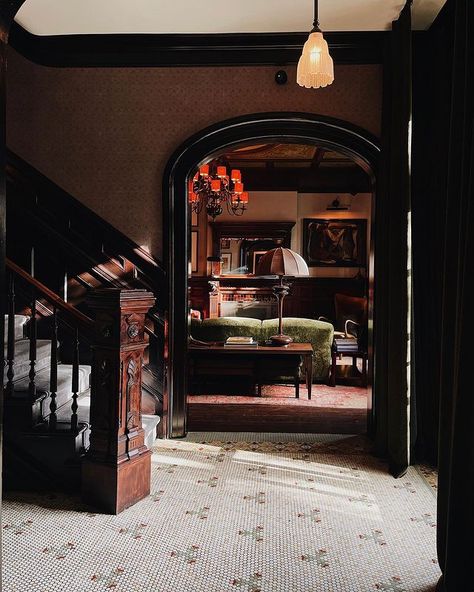 Maker Hotel, Boutique Hotel Lobby, Gothic Style Architecture, Hudson New York, New Orleans Hotels, Mosaic Tile Patterns, Contemporary Hotel, Modern Men, Victorian Mansions