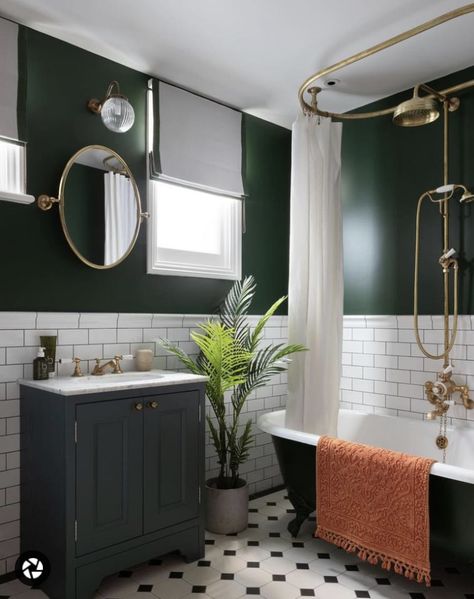 Small Bathroom Wainscoting Ideas, Half Tiled Bathroom, Bathroom Wainscoting Ideas, Dark Green Bathrooms, Green Tile Bathroom, Tiled Bathroom, Black White Bathrooms, Eclectic Bathroom, Upstairs Bathrooms