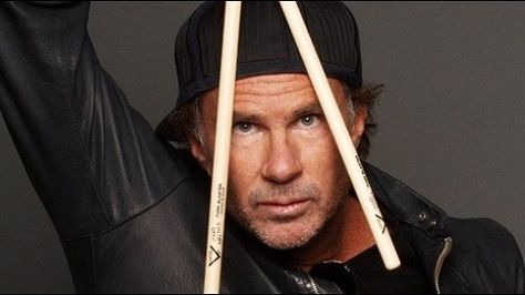 Chad Smith (Red Hot Chili Peppers) is 58 today Chad Smith, Rock And Roll History, Music Trivia, Hottest Chili Pepper, Chilli Pepper, Radio Stations, Red Hot Chili Peppers, Music Radio, Chili Peppers