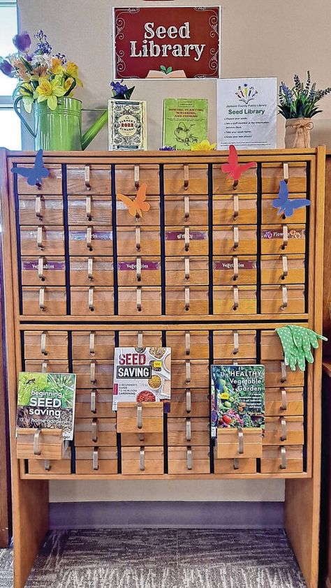 Seed libraries available in Seymour, Crothersville and Medora - Seymour Tribune Seed Bank Storage, Seed Library Ideas, Community Pantry, 1000 Books Before Kindergarten, Library Garden, Bracket Challenge, Seed Library, Friends Of The Library, Promotion Ideas