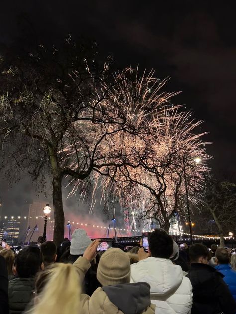 End Of An Era Aesthetic, New Year's Aesthetics, London New Years Eve Fireworks, End Of Year Aesthetic, New Years Aethestic, Year Aesthetic, Aesthetic New Years, New Year Celebration Aesthetic, New Years Vibes