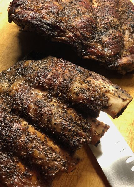 Texas Beef Ribs - A Lesson from Louie Meuller Barbecue Bbq Beef Ribs, Beef Barbecue, Texas Beef, Beef Ribs Recipe, Ribeye Roast, Beef Short Rib Recipes, Short Ribs Recipe, Ribs On Grill, Beef Short Ribs