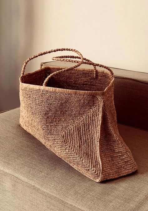 Natural raffia oversized basket bag Rectangle shape Plaited shoulder straps Woven in Madagascar, designed in Australia Dimensions: 65cm x 33cm x 5 cm Oversized Beach Bags, Alice Bag, Australian Fashion Designers, Raffia Bag, Basket Bag, Beach Bags, Australian Fashion, Arm Candy, Rectangle Shape