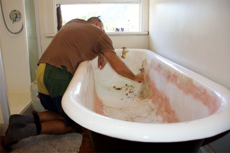 Bathtub refinishing is no quick-and-easy task, but DIYers who have the patience to do it can save a bundle on the purchase and installation of a new tub... Install Bathroom Exhaust Fan, Midcentury Cottage, Outside Bath, Diy Tub, Bathroom Window Privacy, Claw Tub, Clawfoot Tub Bathroom, Porcelain Tub, Tub Refinishing