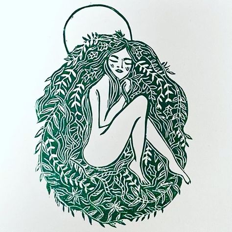 Prints by the Bay on Instagram: “‘Forest Moon’ 🌿 I’ve had a lovely day with Gloria my #gunningpress printing all my green blocks- including my new lady of the forest.…” Moon Linocut, Twisted Vines, The Moon Cycle, Pagan Nature, Forest Moon, Moon Cycle, Magical Tree, Moon Art Print, Sgraffito