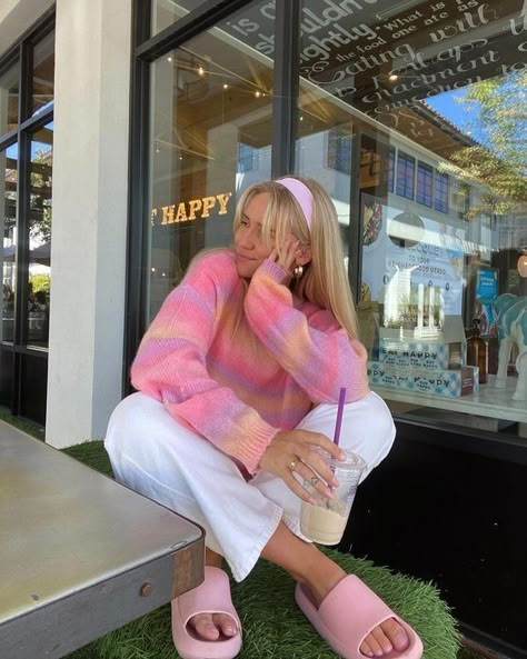 Leni Klum, Skandinavian Fashion, Pastel Outfit, Danish Pastel, Preppy Girl, Estilo Preppy, Spring Fits, Smart Casual Outfit, Coconut Girl