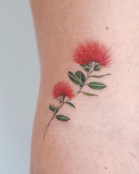 Tattoos • Instagram Lehua Tattoo, Lehua Flower, Ohia Lehua, Micro Realism, Tatoo Inspiration, Botanical Tattoo, Tattoo Magazines, Women's Tattoo, Los Angeles Usa