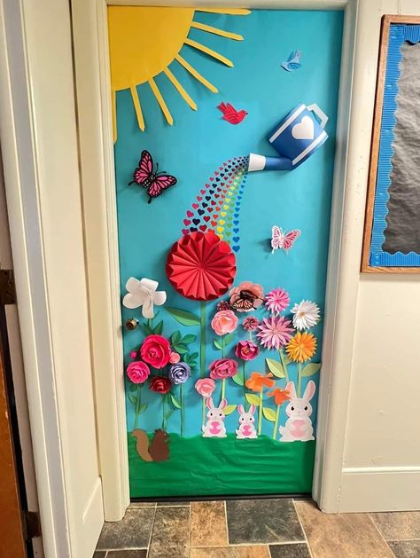 Spring Decoration Preschool, Spring Day Classroom Decor, Spring Wall Ideas For Classroom, Spring Decoration Ideas For Classroom, Spring Wall Display Preschool, Flower Garden Classroom Door, Spring Door Designs Classroom, Garden Theme Kindergarten Classroom, Spring Door Kindergarten