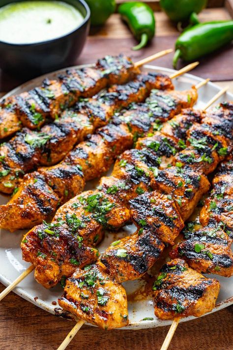 Persian Chicken Kabob, Authentic Meals, Peruvian Chicken Recipe, Turkish Chicken, Grilled Dinner Recipes, Peruvian Chicken, Chicken Skewer Recipe, Grilled Chicken Skewers, Grill Chicken