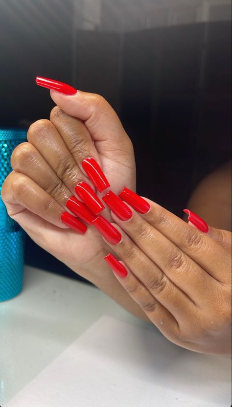 Medium red nails.. shout out to @nailssbymarlene Red Nails Coffin Medium, Red Nails Medium Length, Medium Length Red Nails, Red Medium Nails, Medium Red Nails, Plain Red Nails, Plain Acrylic Nails, Plain Nails, Plain Red