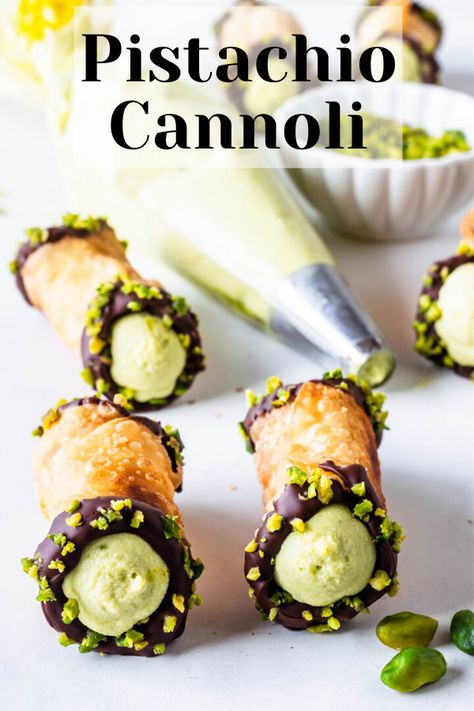 Culinary Art, Pistachio Cannoli Cake, Creative Dessert Ideas, Pistachio Cannoli Filling, Cannoli Pistachio, Italian Dessert Cannoli, Canolli Recipe Cannoli Filling, Vegan Canolli Filling, Cannoli Filling