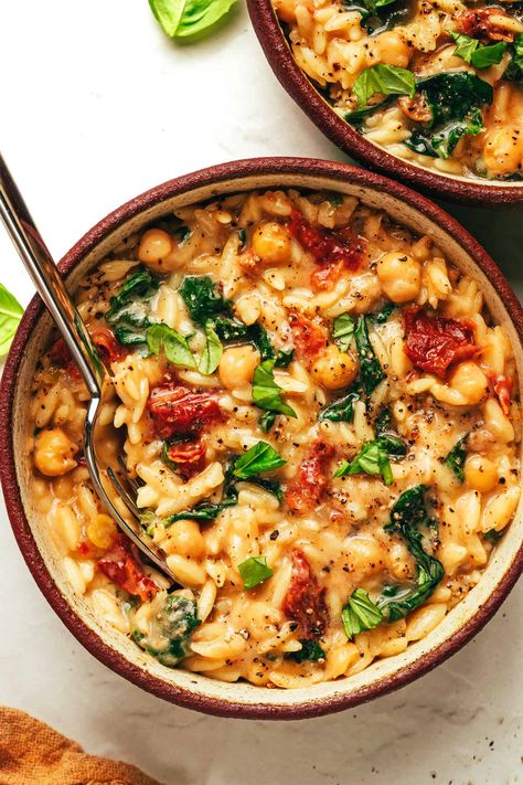 Marry Me Chickpeas and Orzo - Gimme Some Oven Easy Food Vegetarian, Jessica In The Kitchen Recipes, Chickpea Dinner Recipe, Marry Me Chickpeas And Orzo, Orzo And Beans, Orzo Casserole Recipes Vegetarian, Factor75 Recipes, Orzo Peas Recipes, Marry Me Chick Peas Vegan