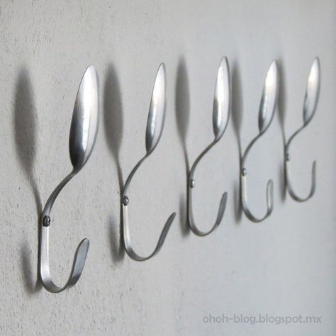 Spoon coat hook in diy accessories  with Spoon Coathanger Diy Coat Hooks, Diy Wall Hooks, Mebel Antik, Spoon Hooks, Cutlery Art, Silverware Crafts, Diy Clothes Rack, Diy Coat, Silverware Art